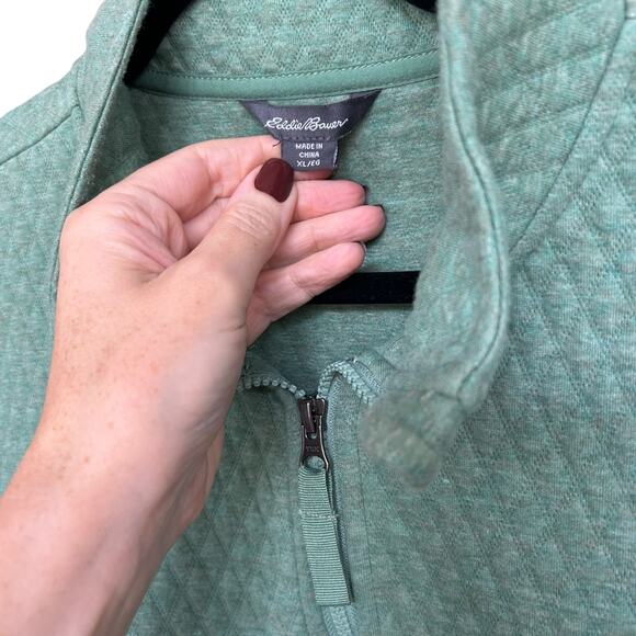 Eddie Bauer Women's Quilted 1/2 Zip Size XL in Heathered Light Spruce - EUC - Picture 5 of 7